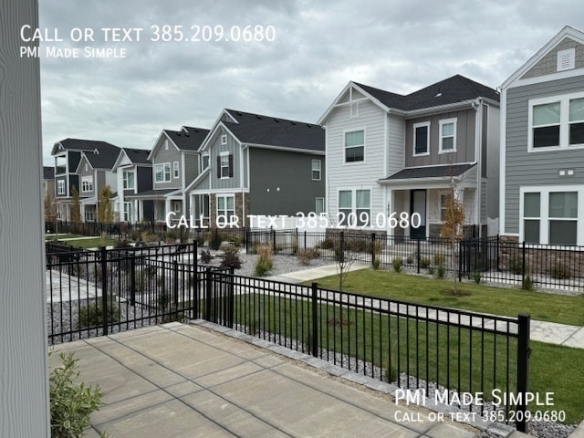 Building Photo - 10063 Torreya Dr