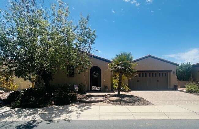 Building Photo - 12657 W Fetlock Trail