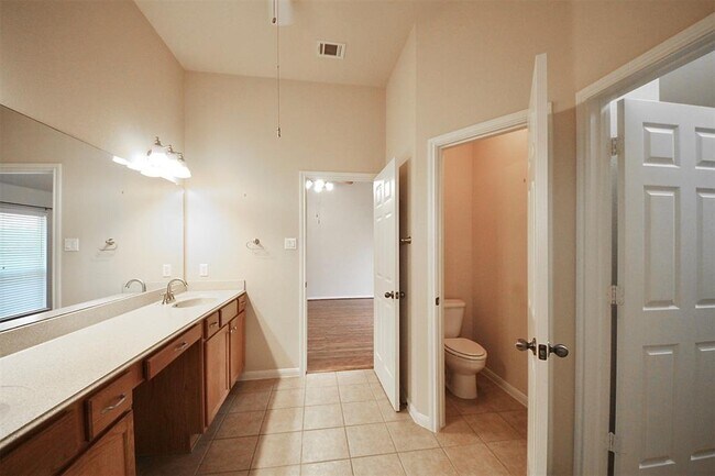 Building Photo - 3608 Pine Needle Cir