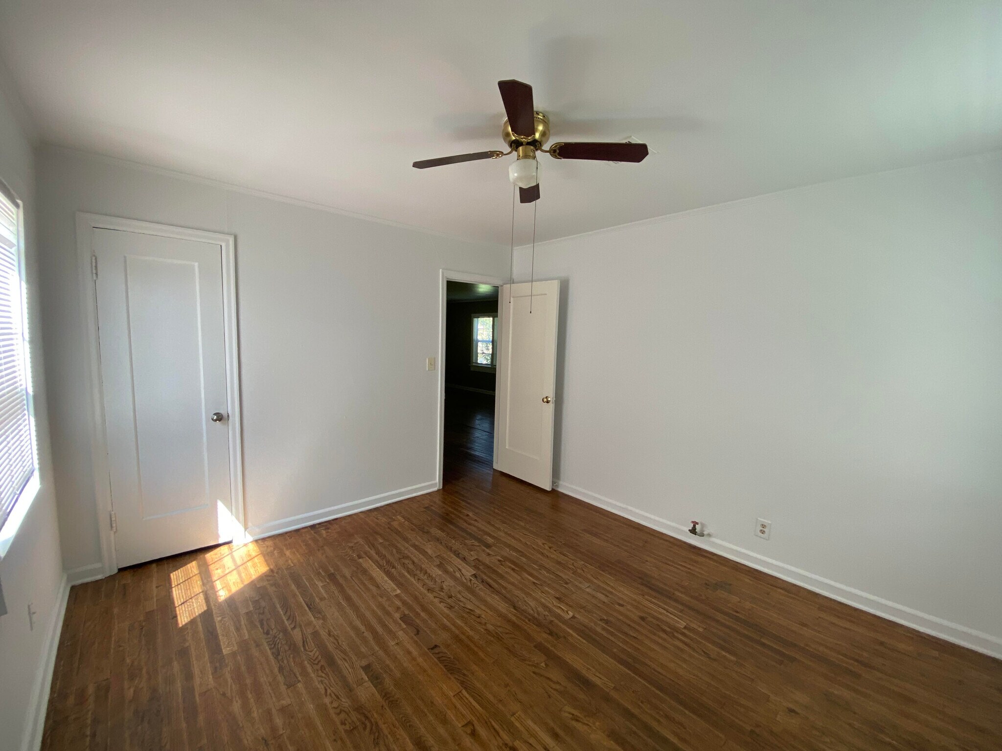 Building Photo - 1502 N Delaware Ave
