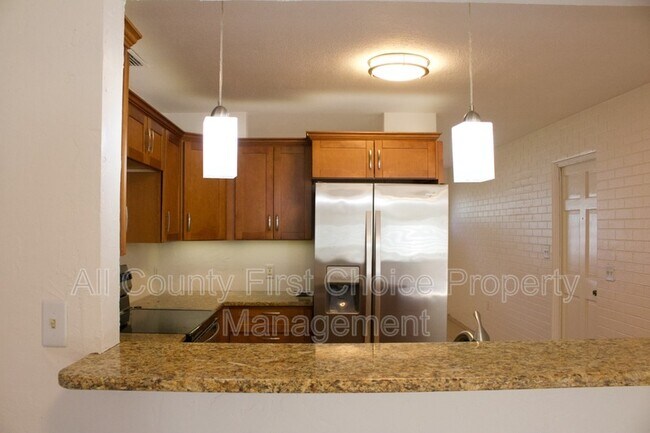 Building Photo - 5948 Mckee Lake Dr N