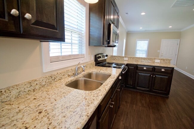 Building Photo - "Brand New Construction". Quiet Location, ...