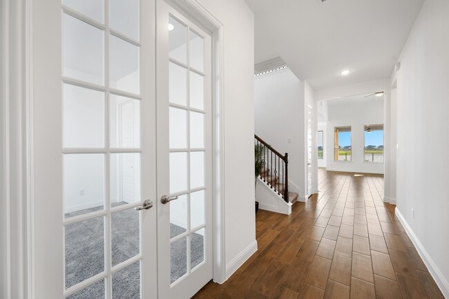 Building Photo - 2060 Terra Rose Dr