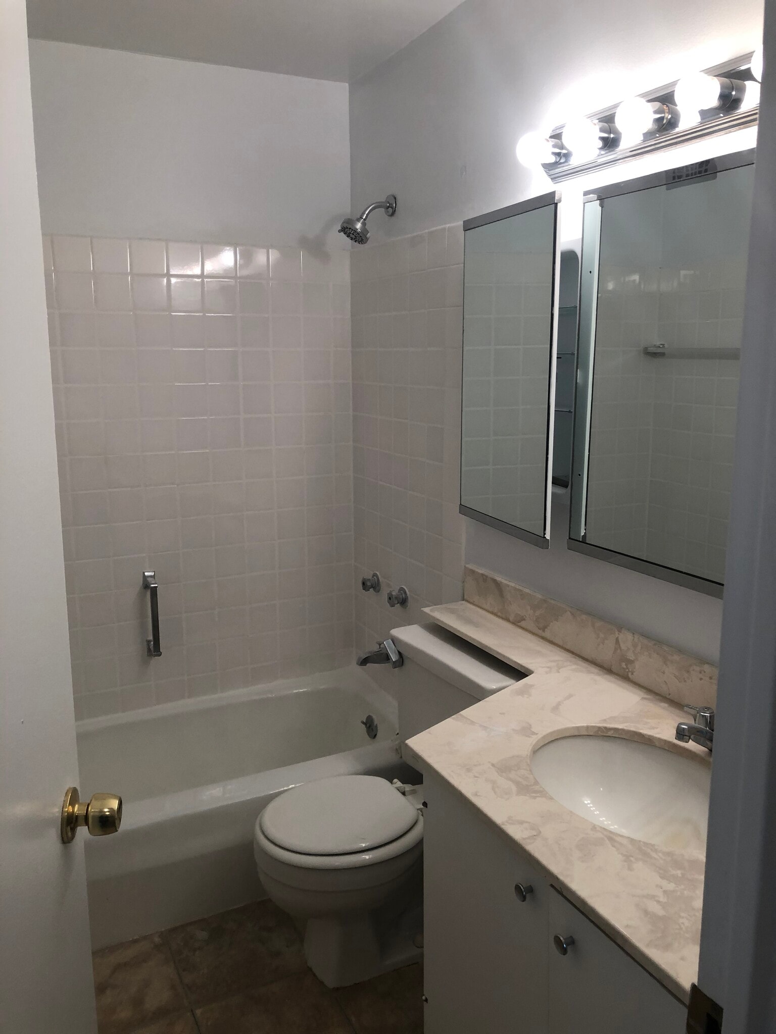 Building Photo - 1560 N Sandburg Ter