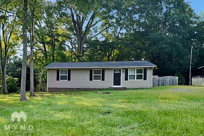 Building Photo - 116 Barbee Rd SW