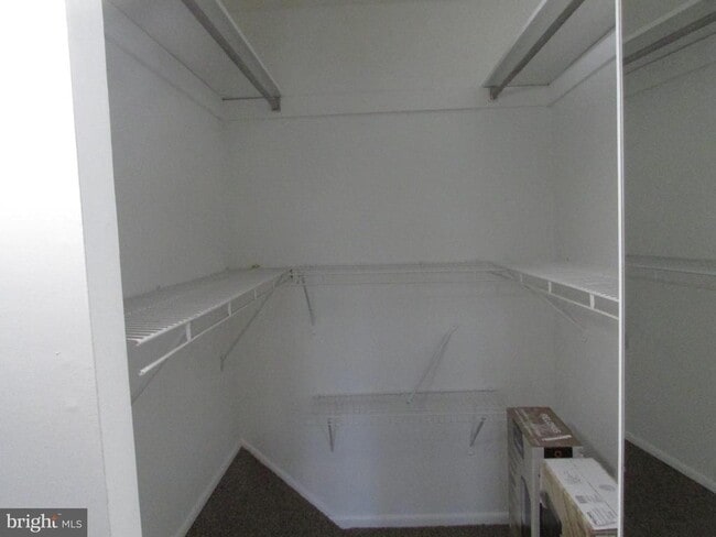 Building Photo - 1027 Harbour Dr
