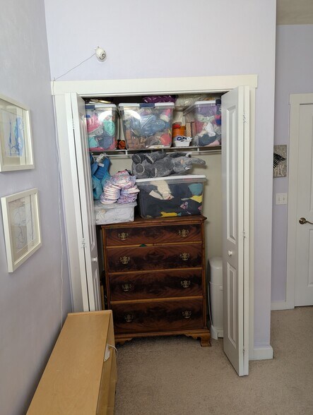 Bedroom 2 closet - 910 NW 29th Pl