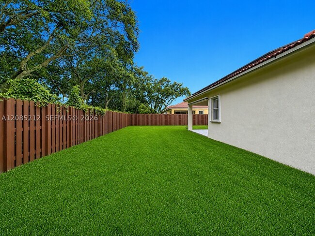 Building Photo - 16204 Opal Creek Dr