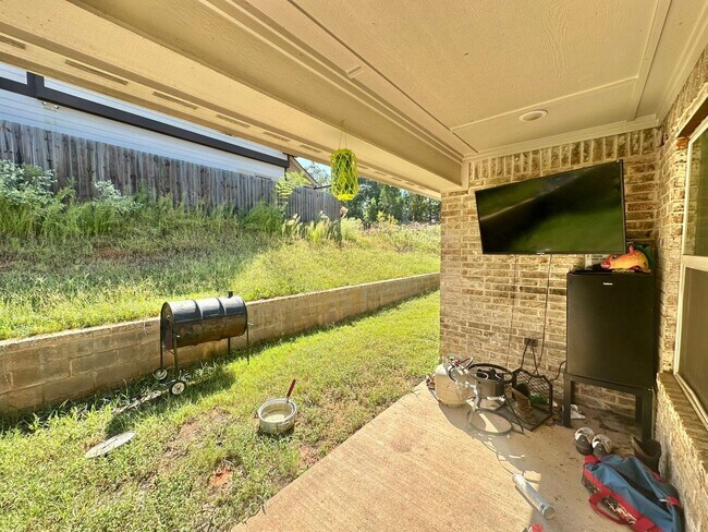 Building Photo - Coming Soon: Charming 1-Story 4 Bedroom Ho...