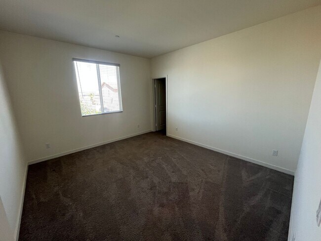 Building Photo - 31053 Catania Cir