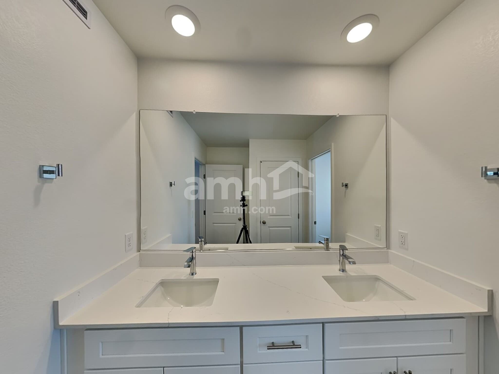 Building Photo - 6459 Aspen Mountain Ave