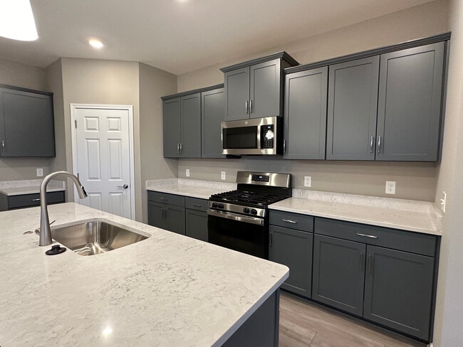 Building Photo - 4863 Osprey Pointe Dr