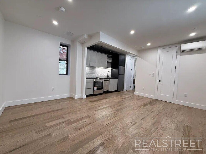 Building Photo - Modern Brooklyn Living with Everyday Convenience