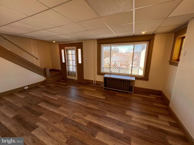 Building Photo - 2268 READING