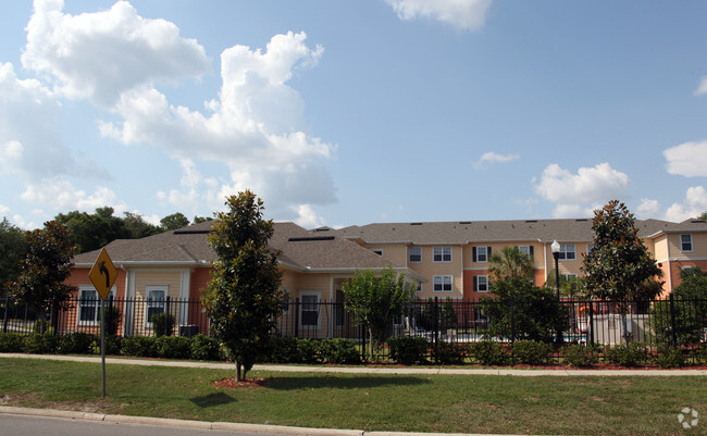 Building Photo - Summerlin Oaks Apartments