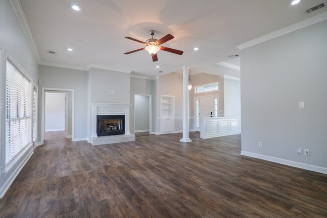 Building Photo - 4246 Netherfield Ln