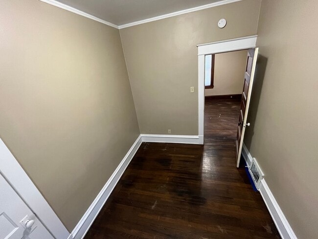 Building Photo - Fantastic 2 Bed 1 Bath Single Family Home in St. Paul! View and Get Approved TODAY!