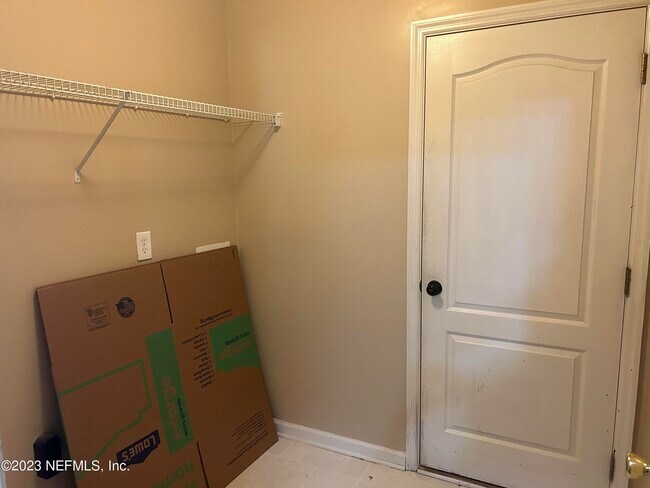 Building Photo - 1259 Sunray Ct