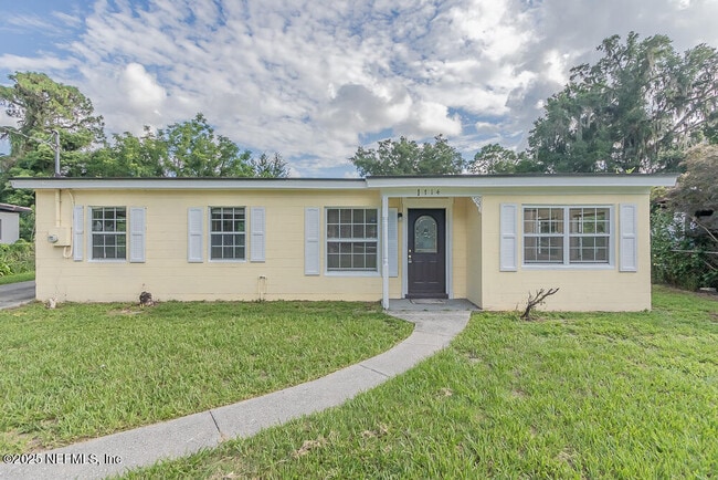 Primary Photo - 1714 Loyola Dr N
