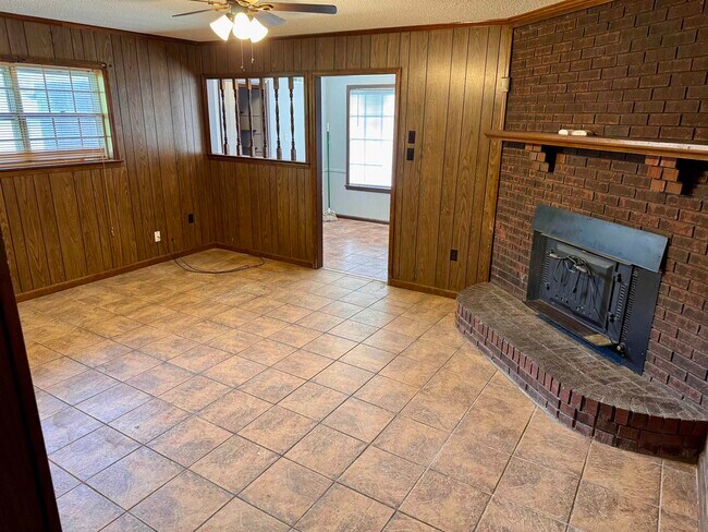 Building Photo - 3084 Greenbranch Dr