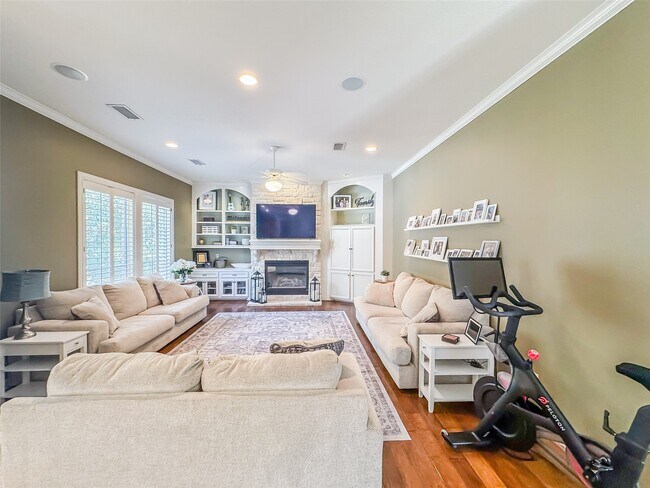 Building Photo - 38 E Thymewood Pl