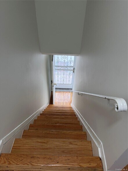 Building Photo - 1927 84th St