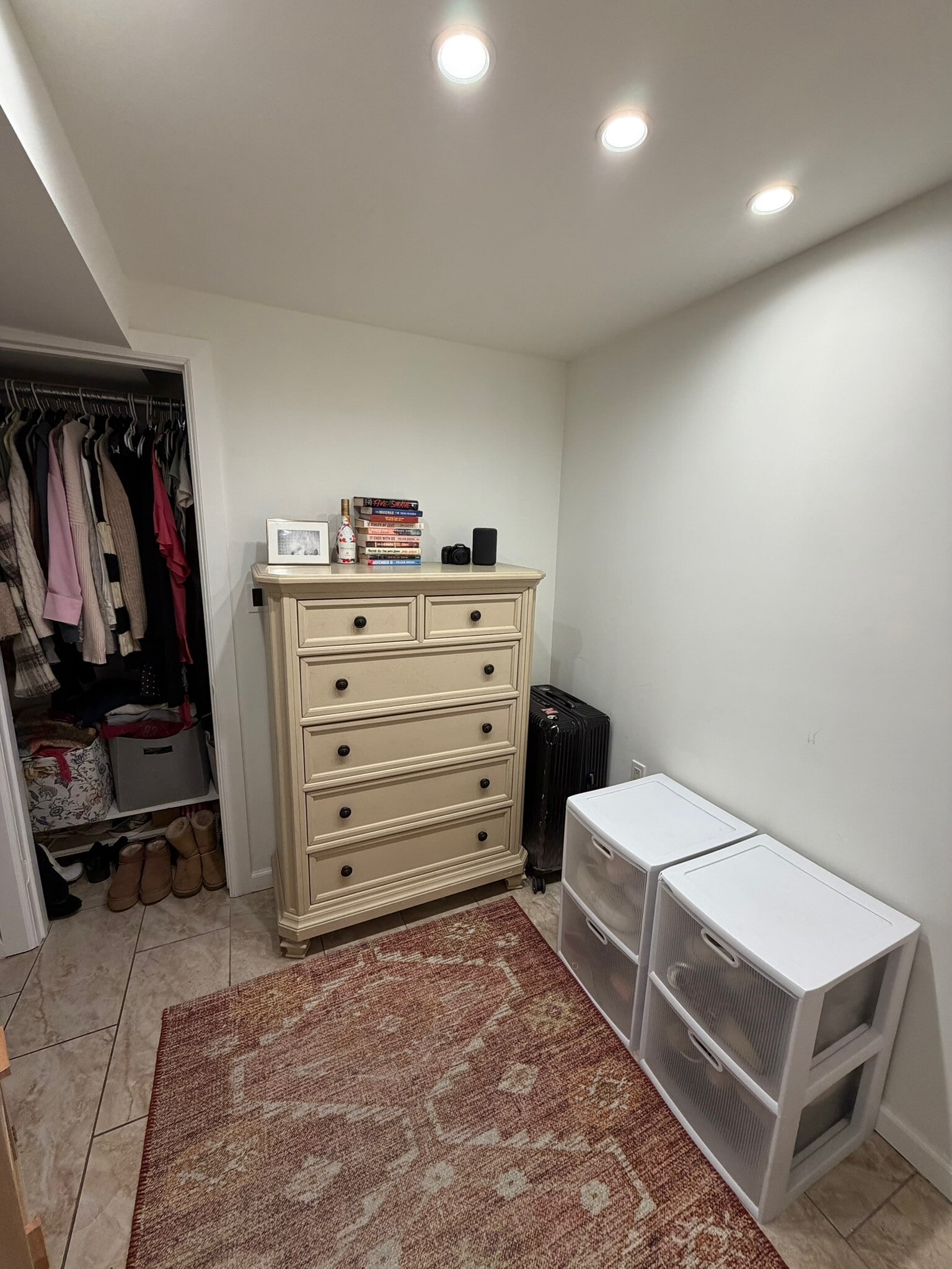 Building Photo - 128 Poplar St