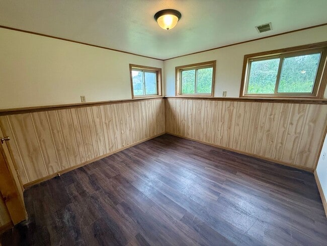 Building Photo - 3 Bed 2 Bath Single Family Home in Elcho