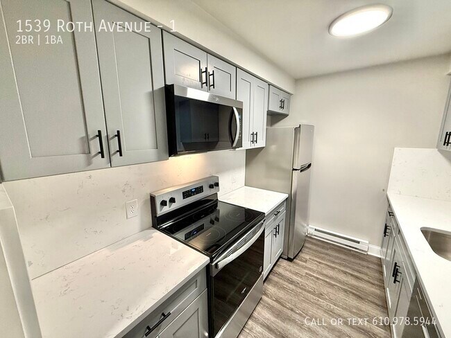 Building Photo - 1539 Roth Ave