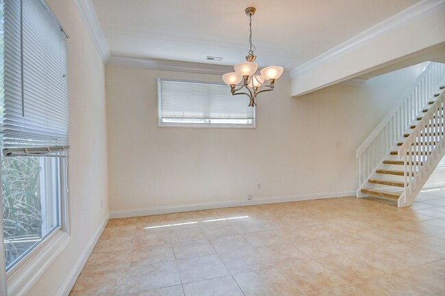 Building Photo - CHICKS BEACH CONDO FOR RENT - VIRGINIA BEACH!