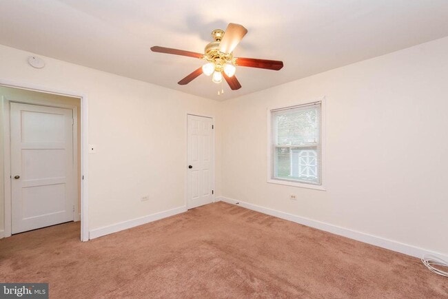 Building Photo - 919 Carroll Ave