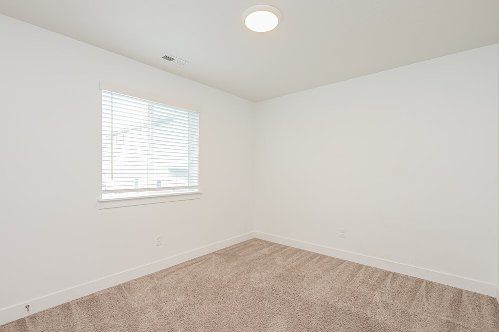 Building Photo - 4728 Rustic Ranch Way