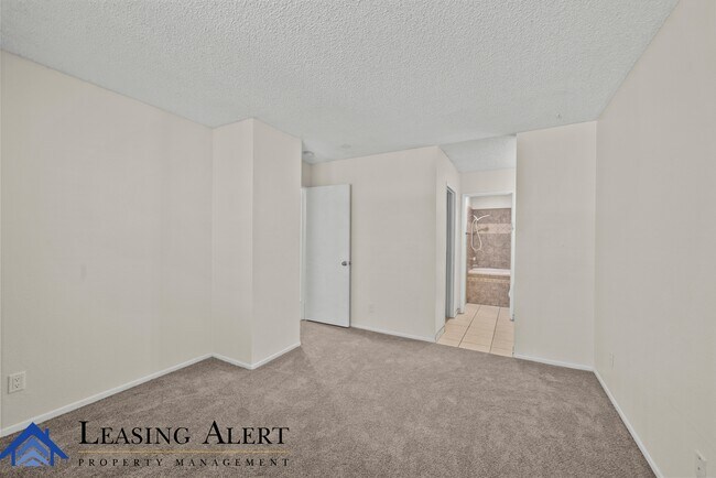 Building Photo - 27666 Nugget Dr