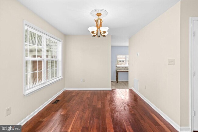 Building Photo - 8540 Harvest View Ct