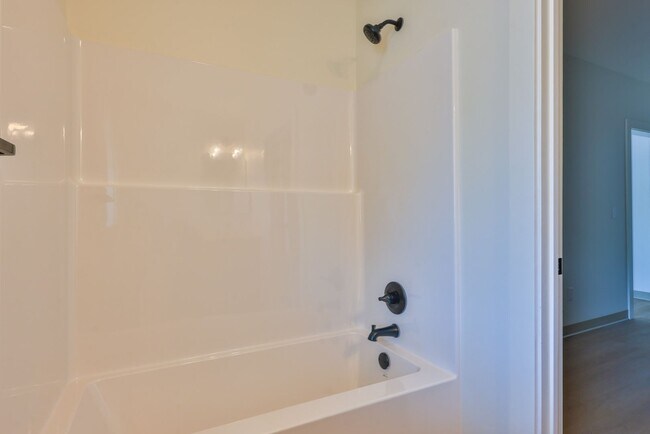 Building Photo - Modern Remodel with Designer Finishes | All Utilities Included