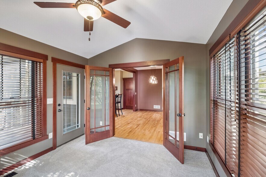 Building Photo - 14272 Grantaire Ln N