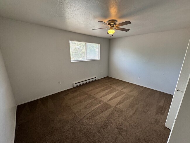 Building Photo - 3523 Westlake Dr
