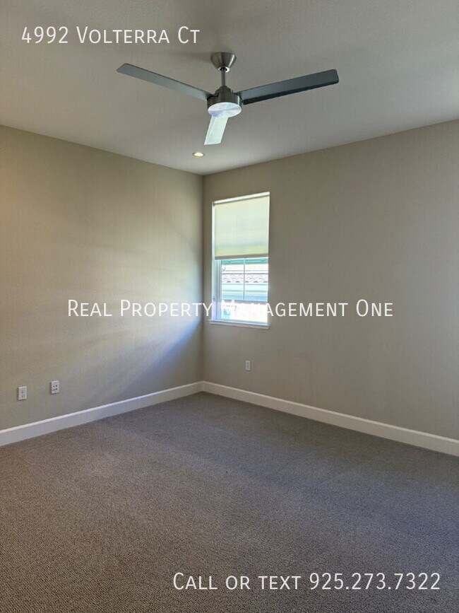 Building Photo - 4992 Volterra Ct