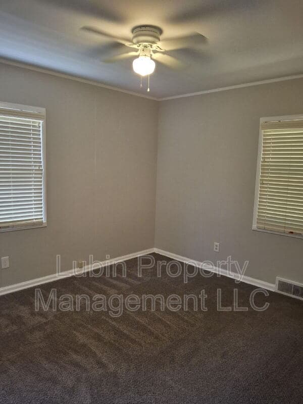 Building Photo - 5418 Brantford Ave