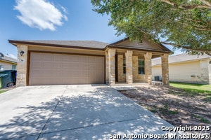 Building Photo - 736 Guna Dr