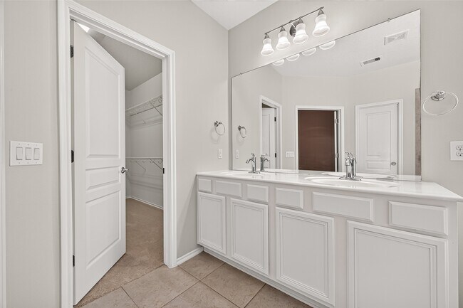 Building Photo - 24518 Carlton Springs Ln