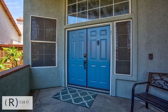 Building Photo - A Bright and Cozy Home with 3 Bedroom and 2 Bathroom with a Loft