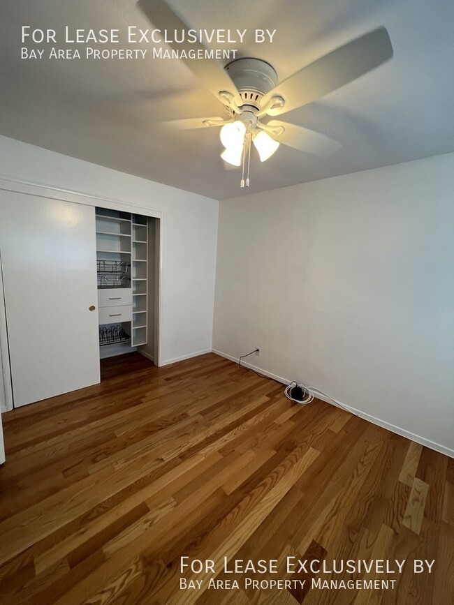 Building Photo - Pet-friendly, ground floor 2BR/2BA condo n...