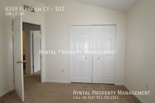 Building Photo - 6209 Flagfish Ct