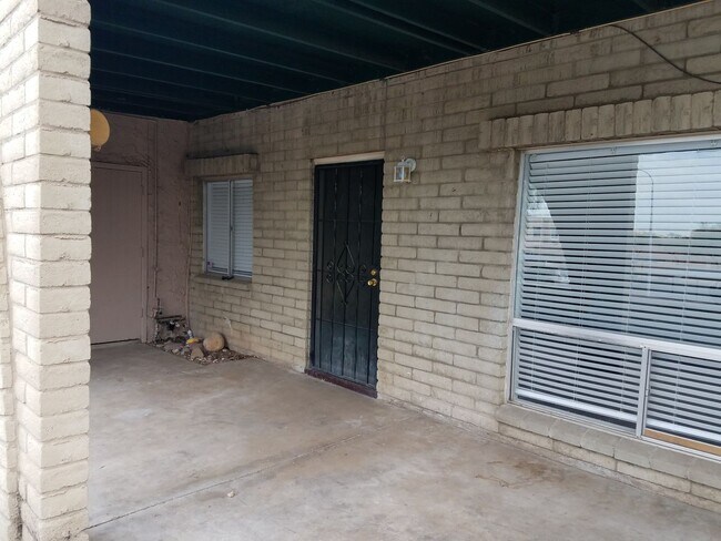 Building Photo - 1500 W Rio Salado Pkwy