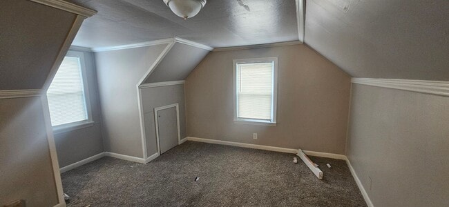 Building Photo - 9210 Phillip Ave