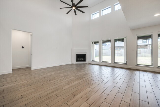 Building Photo - 29823 Longleaf Grv Ln