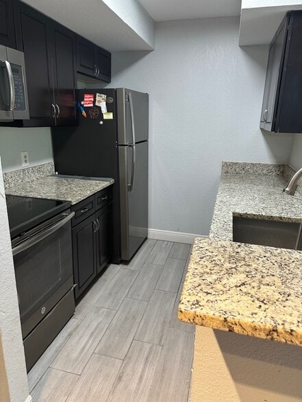 Building Photo - 2986 S University Dr