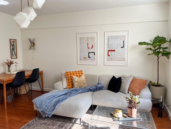 Building Photo - 6718 3rd St NW