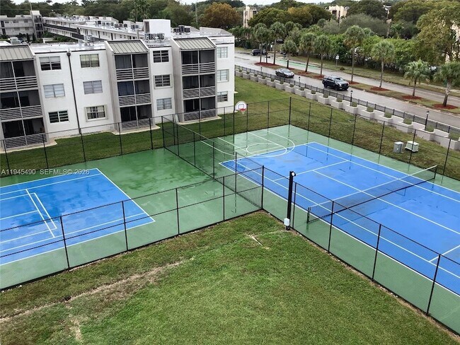 Building Photo - 14170 SW 84th St